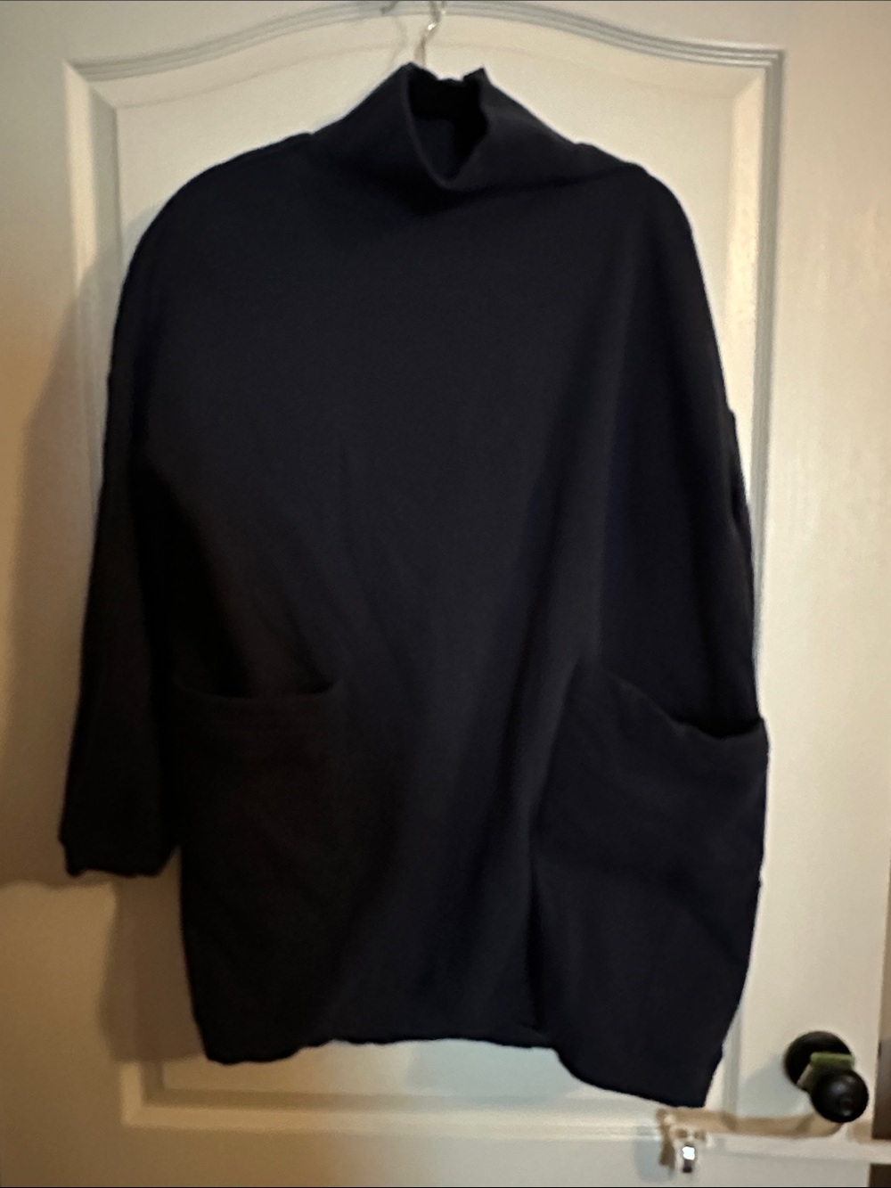 Tuckernuck Pomander Place Oversized women’s sweatshirt/sweatshirt dress. XL